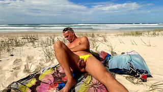 Average body, hd videos, beach