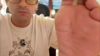 Eduardo cum 2 loads on his onw face and show feet