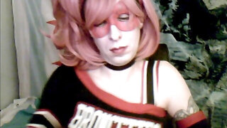 utter CD web cam demonstrate by vikkicd16