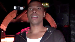 Black amateur bottom gets fucked in a public club by white top