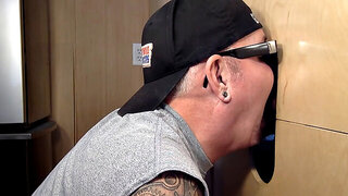 Black Man Gets Milked At The Gloryhole