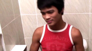 Masked asian twink gives rimjob before jerking and spunking